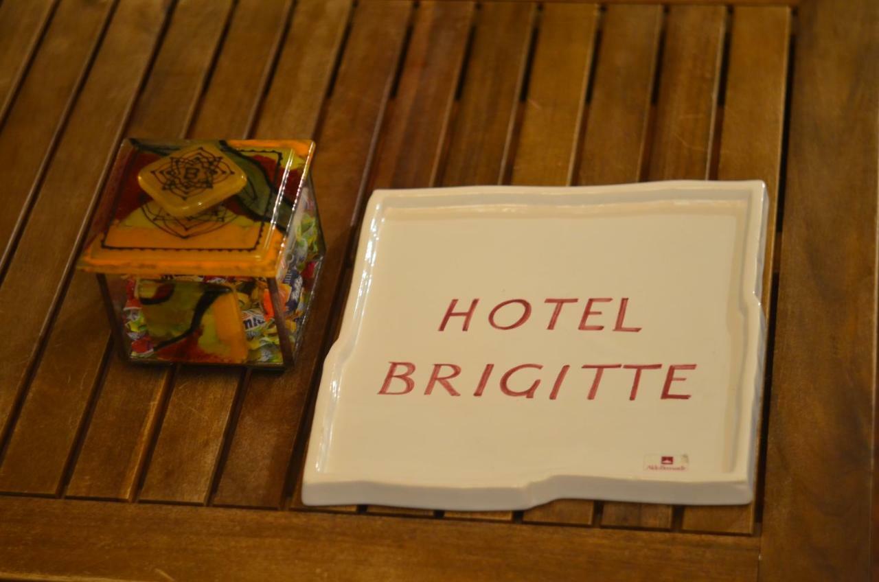 Hotel Brigitte Signagi Exteriér fotografie